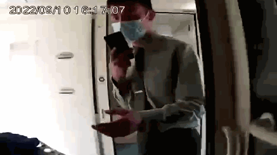 西宁开往兰州的列车上，他们狂奔7节车厢救回一条命！休闲区蓝鸢梦想 - Www.slyday.coM