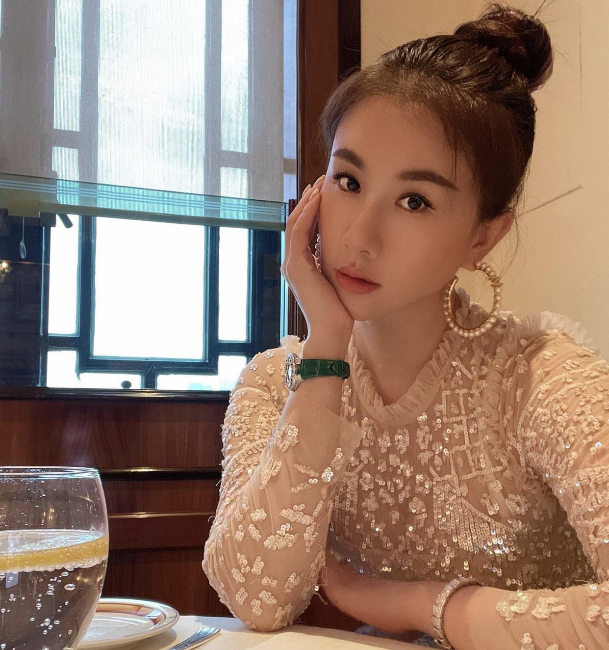 晶女郎孟瑶官宣二胎得子!