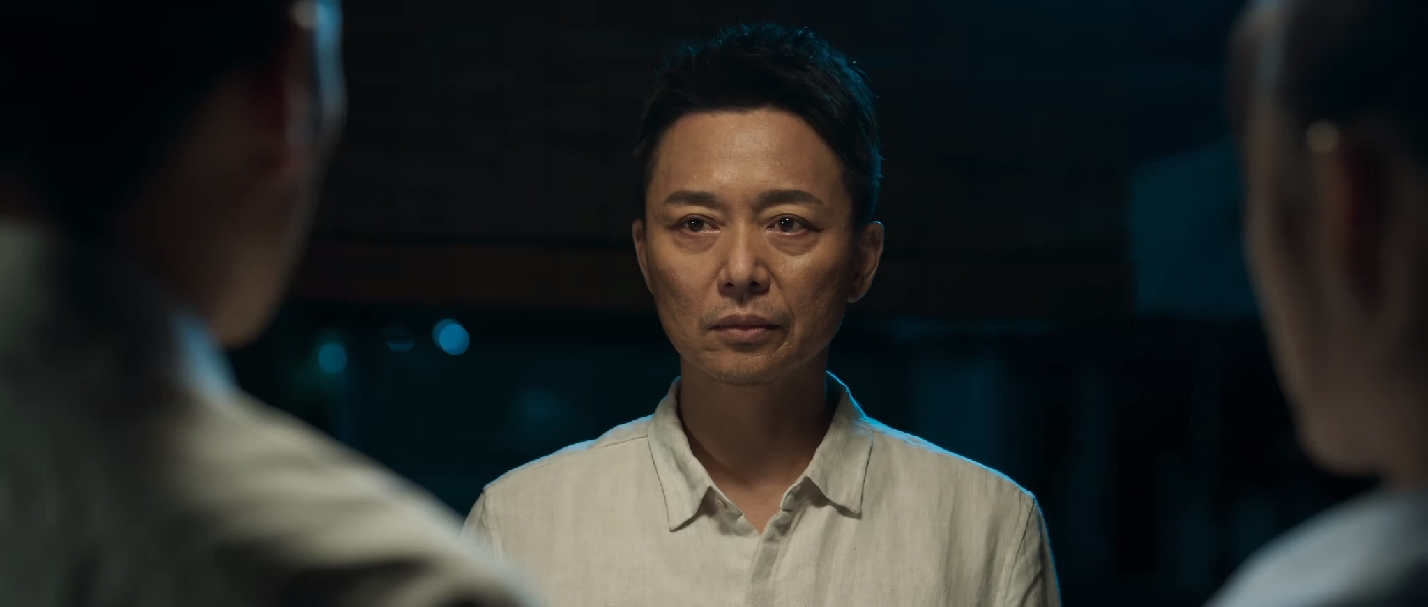 三刷《冰雨火》才懂，杨玲所有的不幸与幻灭，全是父亲杨兴权的罪休闲区蓝鸢梦想 - Www.slyday.coM