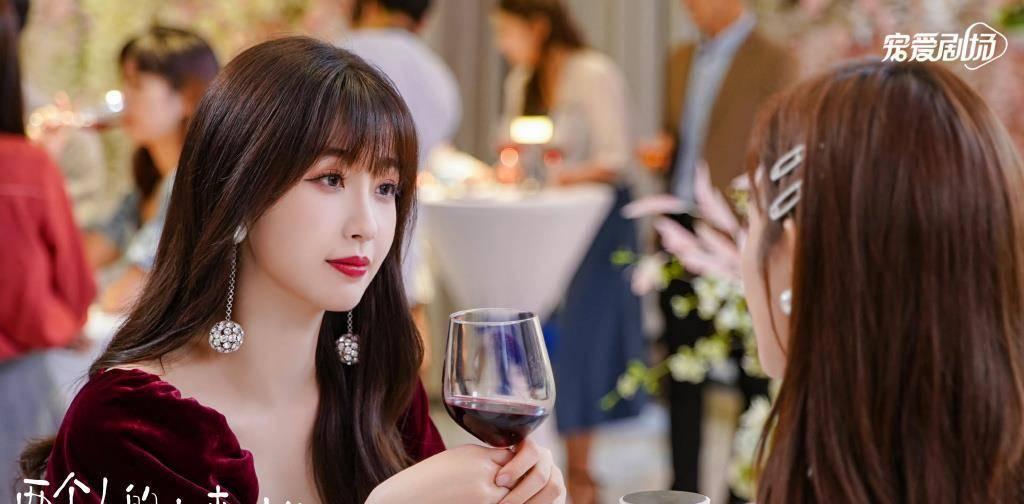 虞书欣张彬彬《两个人的小森林》已定档 虞书欣带300套私服进组休闲区蓝鸢梦想 - Www.slyday.coM 虞书欣张彬彬《两个人的小森林》已定档 虞书欣带300套私服进组休闲区蓝鸢梦想 - Www.slyday.coM