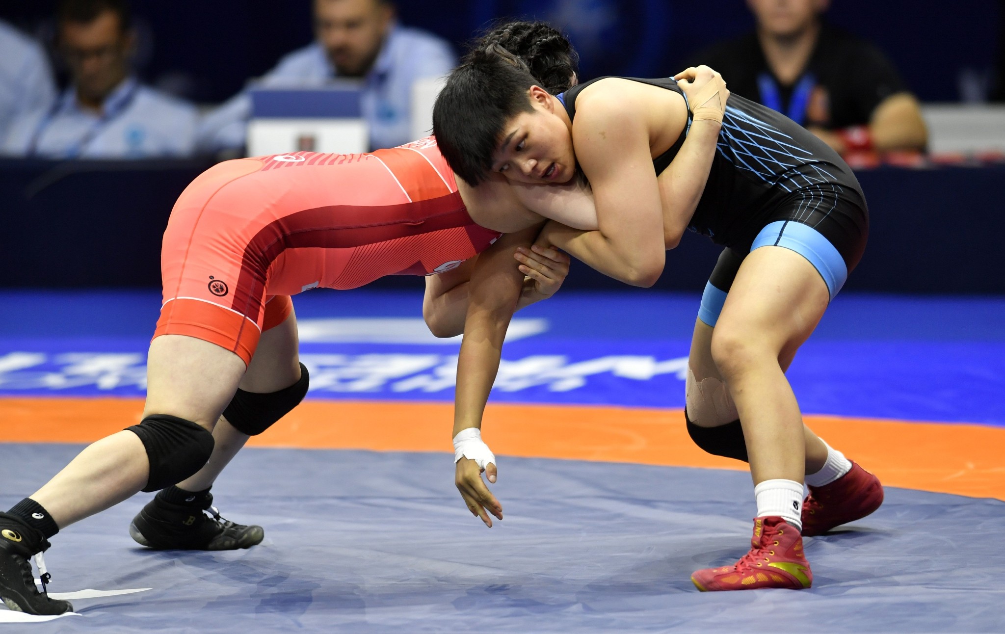 摔跤——世锦赛:龙佳获女子自由式65公斤级银牌|摔跤|世锦赛|日本