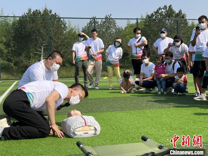 中国红基会：“爱的行走·红气球训练营”让更多人学习急救技能休闲区蓝鸢梦想 - Www.slyday.coM