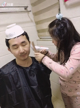 Tony，全成都今天最受追捧的人！休闲区蓝鸢梦想 - Www.slyday.coM