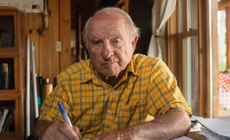 伊冯·乔伊纳德 图源:巴塔哥尼亚官网