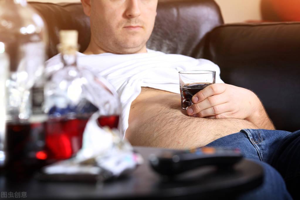 男性为什么比女性更黄?3个生理原因,涨知识了休闲区蓝鸢梦想 - Www.slyday.coM 男性为什么比女性更黄?3个生理原因,涨知识了休闲区蓝鸢梦想 - Www.slyday.coM