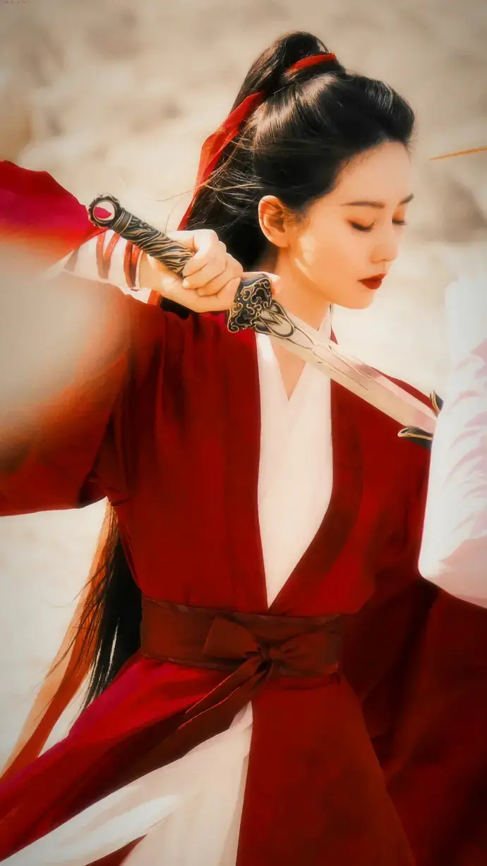 《一念关山》启幕，粉丝争议不断，刘诗诗回应休闲区蓝鸢梦想 - Www.slyday.coM