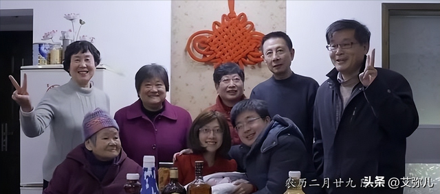 2015年，26岁孕妇患癌拼死生子，4年后丈夫再婚，却被夸是好男人休闲区蓝鸢梦想 - Www.slyday.coM