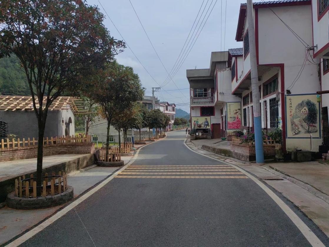 紫云县坝羊镇实地观摩亮成绩台上比武展风采