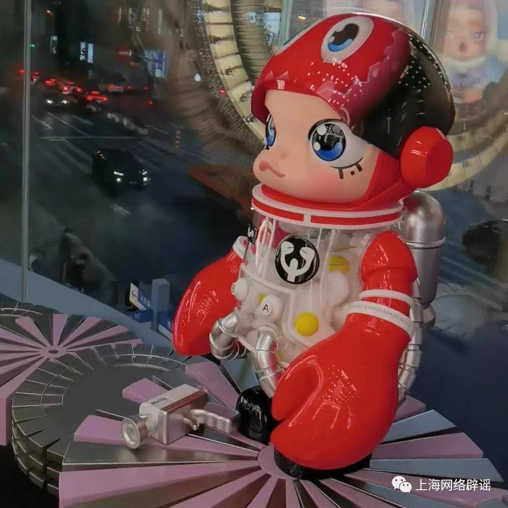 上海新开“全球旗舰店”，故宫、三星堆都在推广，但为什么这种产品还有争议？休闲区蓝鸢梦想 - Www.slyday.coM