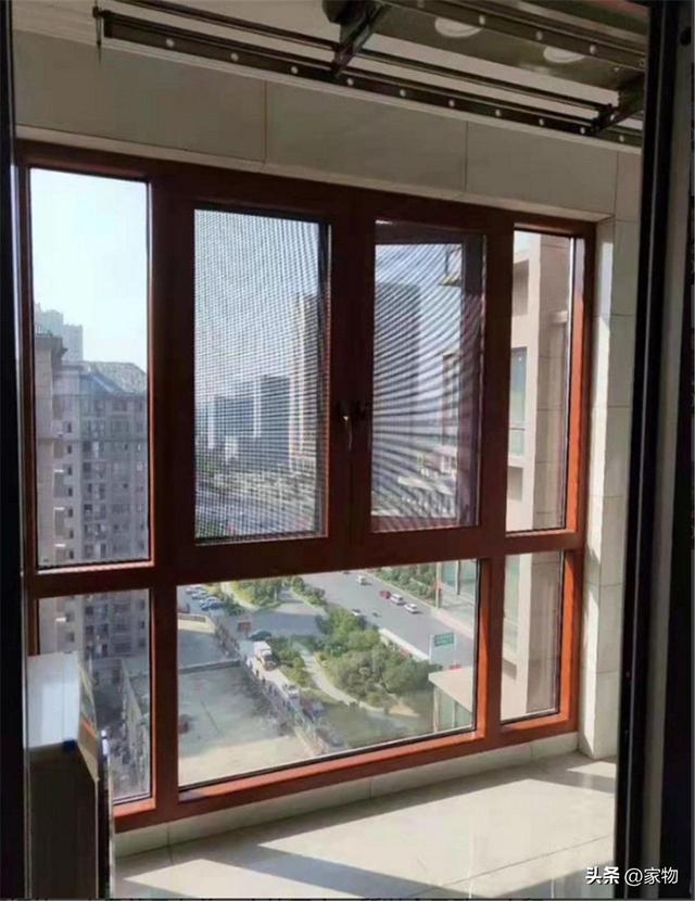 为何越来越多人喜欢用高透纱窗？体验后发现，它确实比金刚纱网好|吉利金刚2代|窗户|光线|图片|材质_新浪新闻