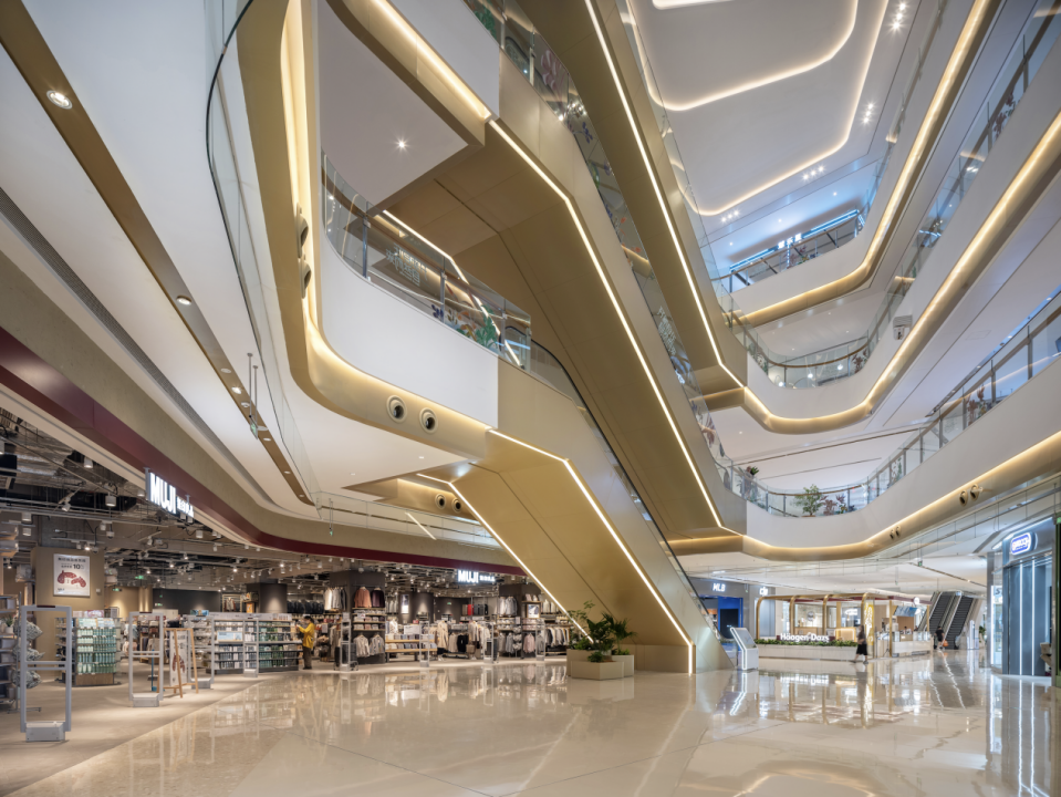 龙湖北京第7座天街亦庄天街开业区域首进品牌超5成