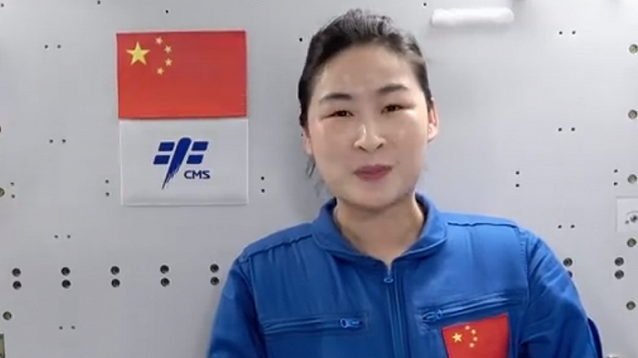 上天入地下海.....这样的硬核故事还有很多！休闲区蓝鸢梦想 - Www.slyday.coM