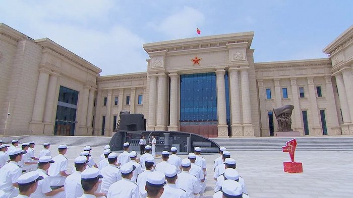 上天入地下海.....这样的硬核故事还有很多！休闲区蓝鸢梦想 - Www.slyday.coM