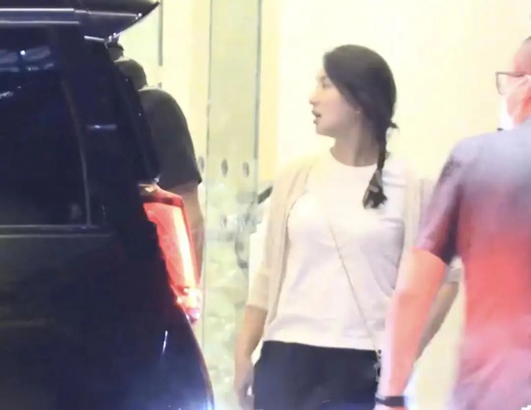 还记得《粉红女郎》里的陈好吗？嫁入豪门后成这样？休闲区蓝鸢梦想 - Www.slyday.coM