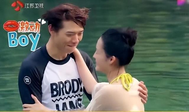 《东八区的先生们》被“揩油”引争议，张翰被骂一点都不冤枉休闲区蓝鸢梦想 - Www.slyday.coM