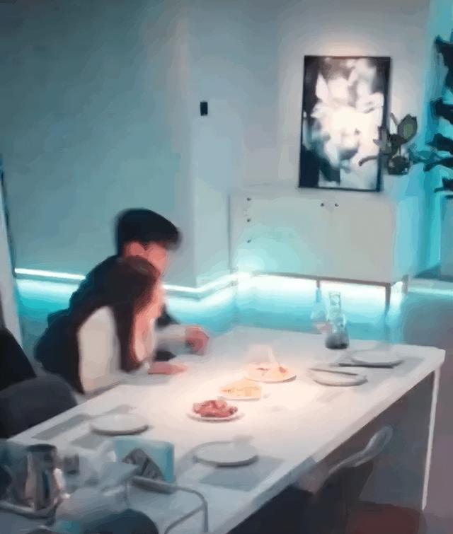 《东八区的先生们》被“揩油”引争议，张翰被骂一点都不冤枉休闲区蓝鸢梦想 - Www.slyday.coM