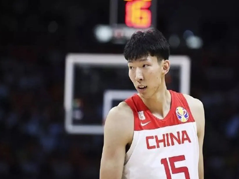 下午14点,中国篮球传来喜讯:周琦做出难得决定,球迷齐声点赞|CBA|周琦|中国篮球_新浪新闻