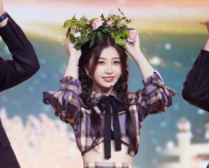 《苍兰诀》刚火出圈,虞书欣又一新剧开播,豆瓣一片好评休闲区蓝鸢梦想 - Www.slyday.coM 《苍兰诀》刚火出圈,虞书欣又一新剧开播,豆瓣一片好评休闲区蓝鸢梦想 - Www.slyday.coM