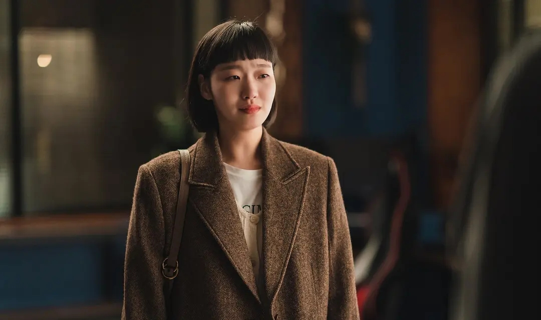 “做清醒的恋爱脑是很痛苦的一件事。”休闲区蓝鸢梦想 - Www.slyday.coM