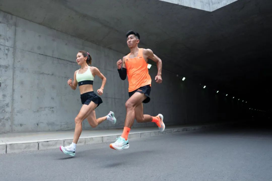 周末跑步总约不到人?_成都同城约跑平台省60%组队时间