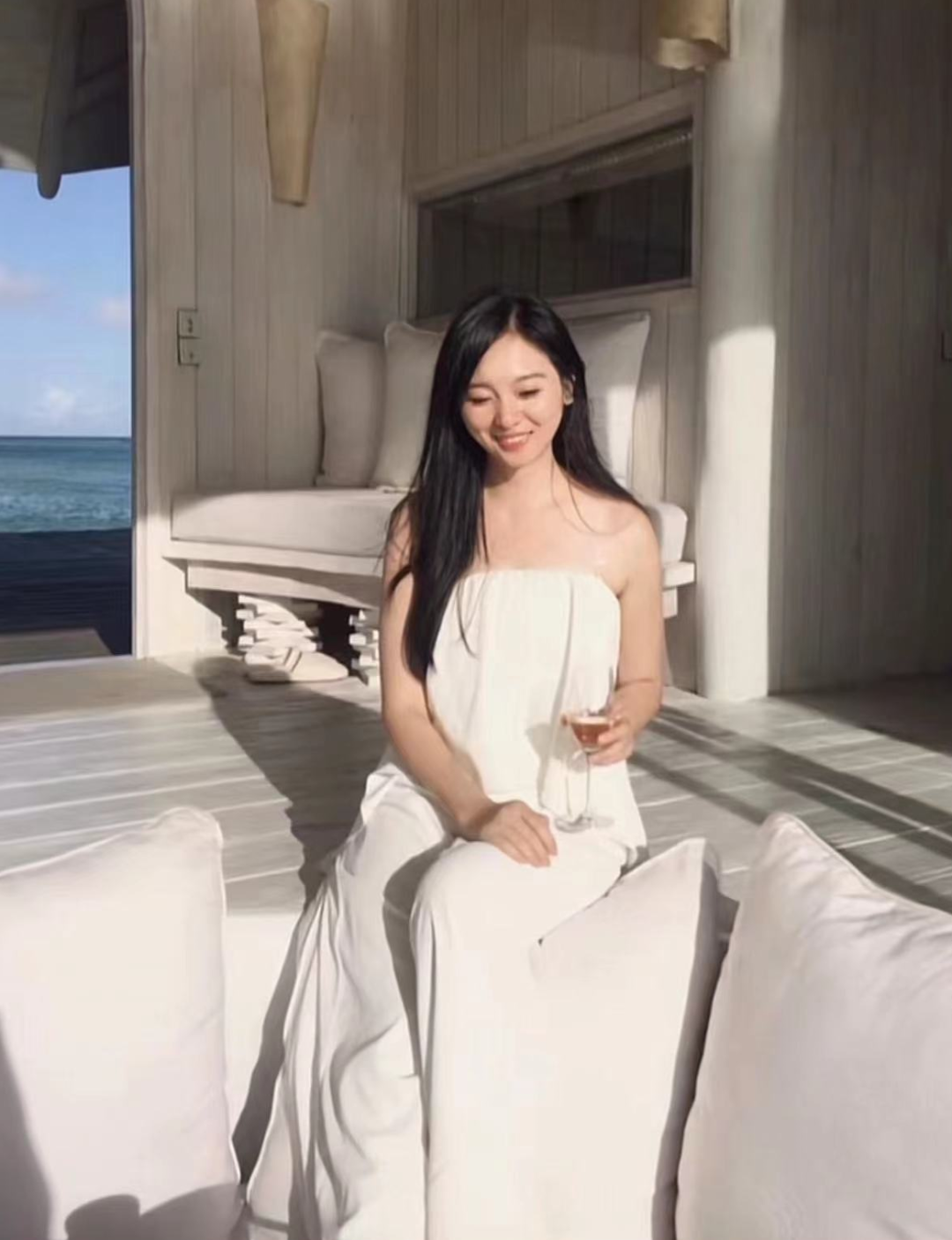 第一次在饭店见女方家长要带什么礼物？