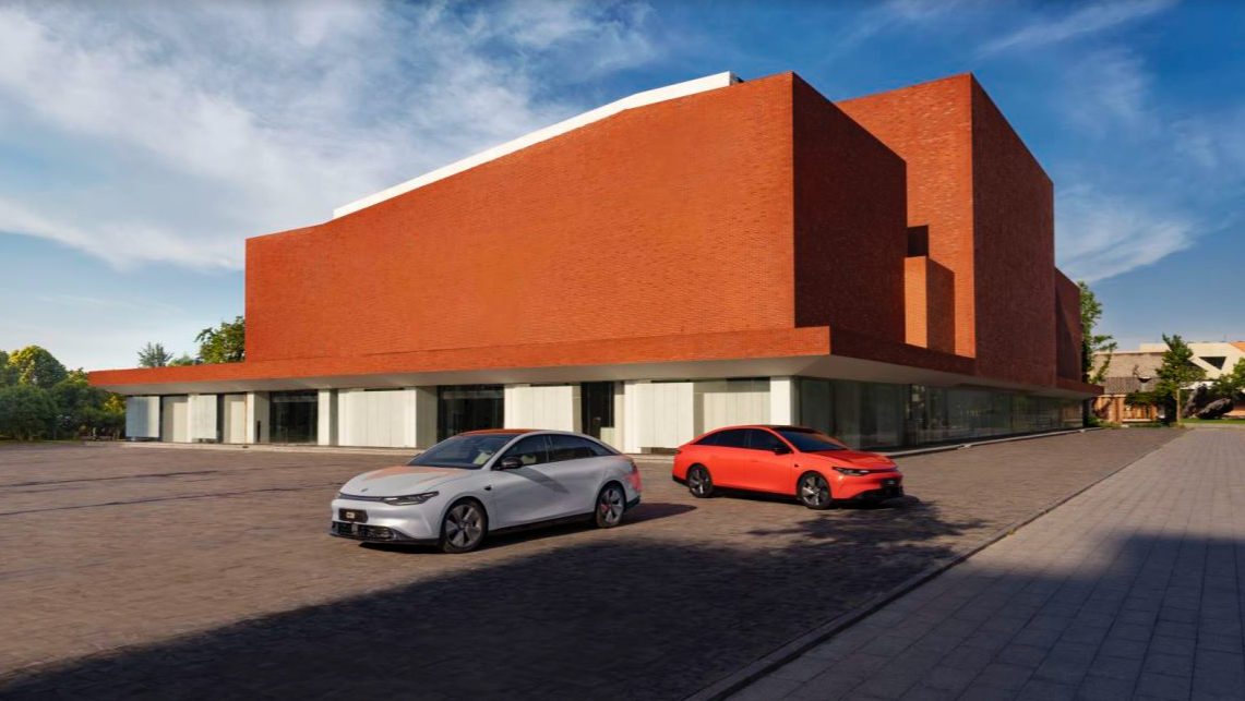 38号车评中心给出“五星好评”，零跑C01的魅力也太大了休闲区蓝鸢梦想 - Www.slyday.coM