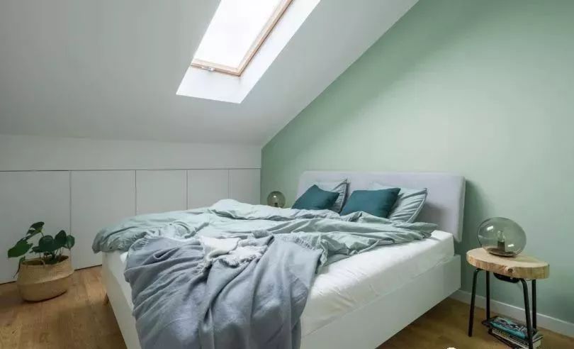 55平loft小户型单身公寓，挑高的设计，却装出了别墅的格调！休闲区蓝鸢梦想 - Www.slyday.coM