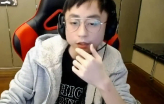 Ob整活哪家强？虎牙四犬引起关注，水晶哥会回归吗？休闲区蓝鸢梦想 - Www.slyday.coM