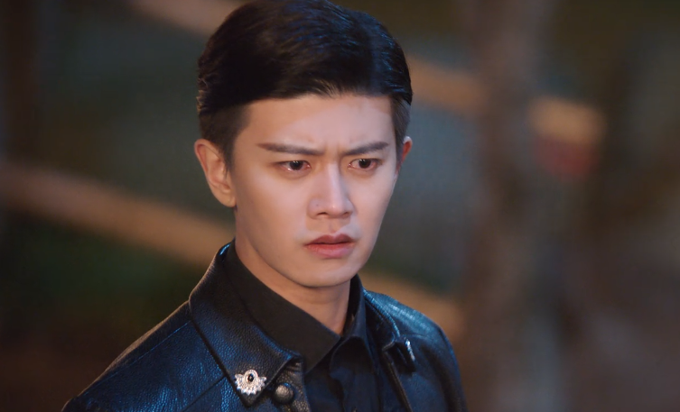 《昆仑神宫》和《底线》各追4集:一个弃剧,一个会追到底休闲区蓝鸢梦想 - Www.slyday.coM 《昆仑神宫》和《底线》各追4集:一个弃剧,一个会追到底休闲区蓝鸢梦想 - Www.slyday.coM