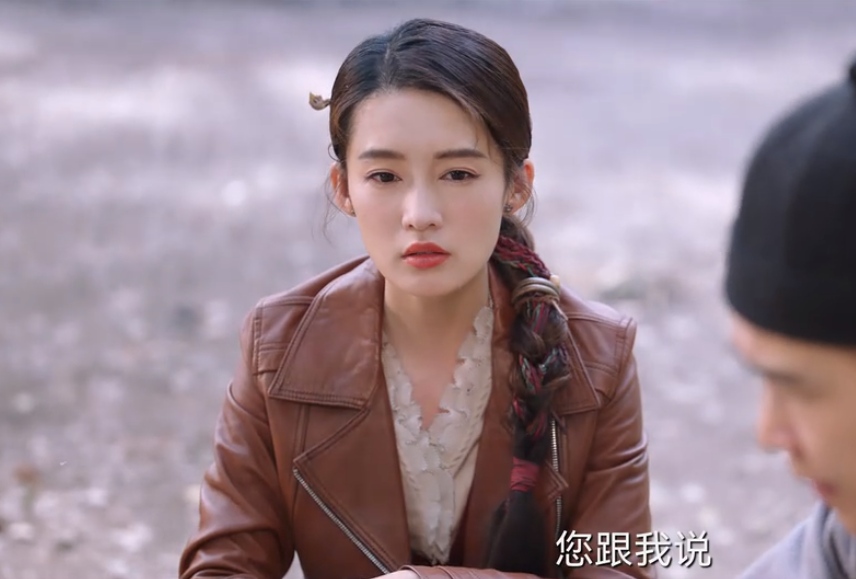 李沁凭借《请君》再度出圈，一人分饰两角不说，还带火了两男一女休闲区蓝鸢梦想 - Www.slyday.coM