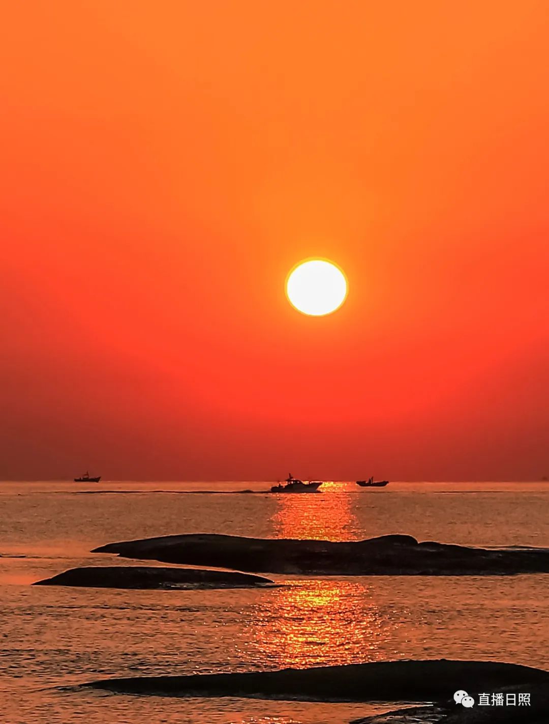 从大地破土而生的"定海神针"远远望去是再好不过了看日出在日照的地标