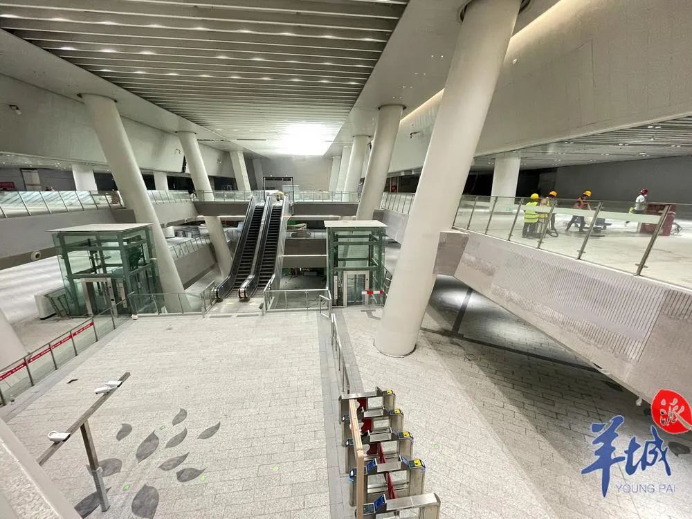 先睹为快！深圳三大新建交通枢纽或下月开门迎客|深圳市|地铁|站台_新浪新闻