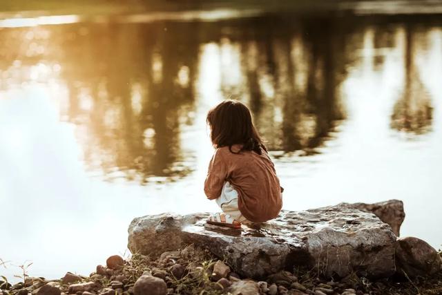 看了这个10岁女孩，我顿悟最好的父母，是唤醒孩子内心的种子休闲区蓝鸢梦想 - Www.slyday.coM