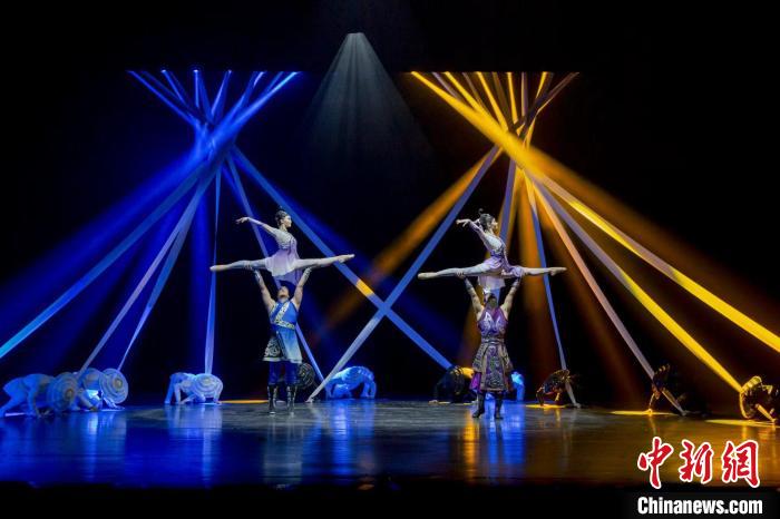 杂技团|天津市|杂技_新浪新闻