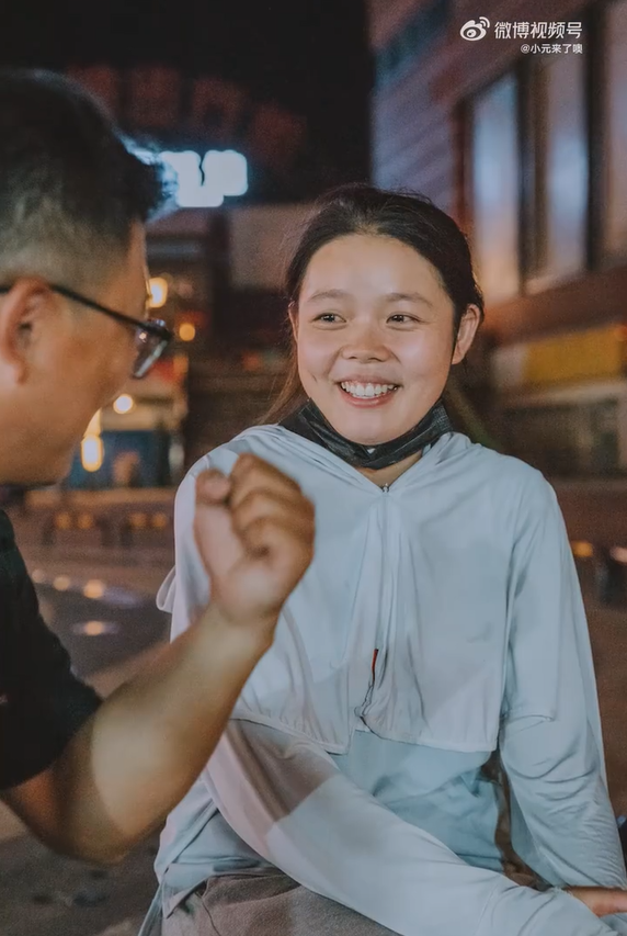 快评丨21岁单亲妈妈送外卖，不妨平视并认可她的选择休闲区蓝鸢梦想 - Www.slyday.coM