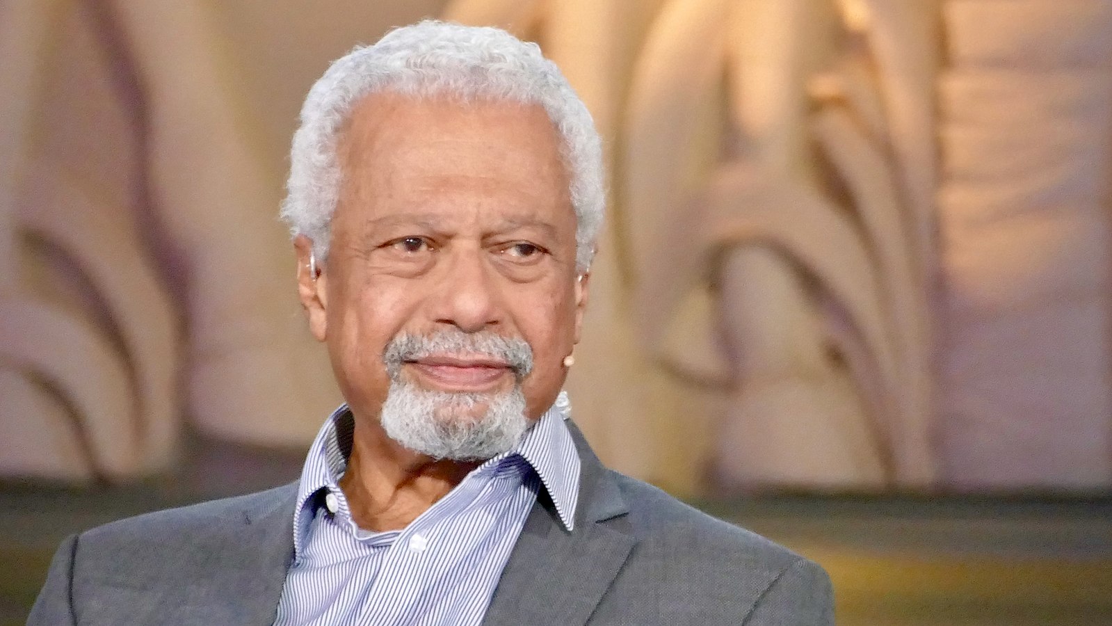 “一个不够复杂的作家可能是有问题的”：2021诺奖得主古尔纳长篇小说亮相中文世界休闲区蓝鸢梦想 - Www.slyday.coM