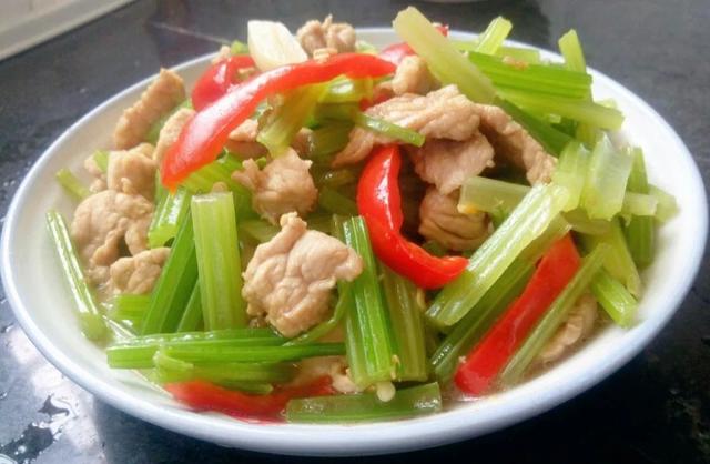 同样是炒菜,为什么有的人做得好吃,有的人做得不好吃?休闲区蓝鸢梦想 - Www.slyday.coM 同样是炒菜,为什么有的人做得好吃,有的人做得不好吃?休闲区蓝鸢梦想 - Www.slyday.coM