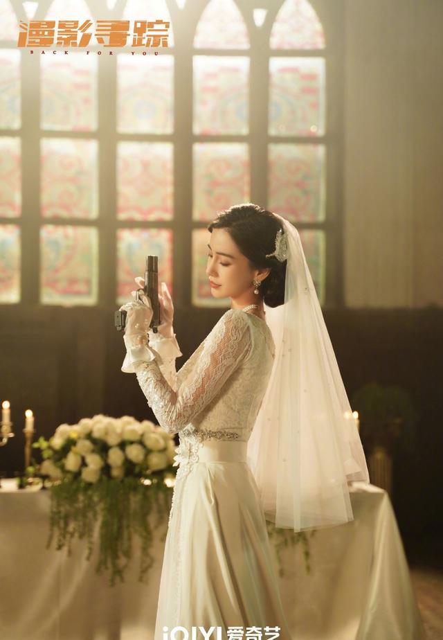 Angelababy银色短发，宛如撕漫男，九尾狐模样同步引热议休闲区蓝鸢梦想 - Www.slyday.coM