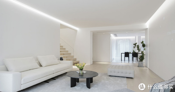怪不得年轻人都青睐极简风，她205㎡家，空灵洁净，美到了骨子里休闲区蓝鸢梦想 - Www.slyday.coM