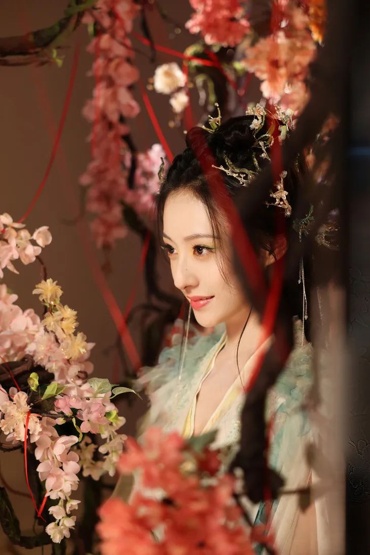 狐妖小红娘，美的不止杨幂一个休闲区蓝鸢梦想 - Www.slyday.coM