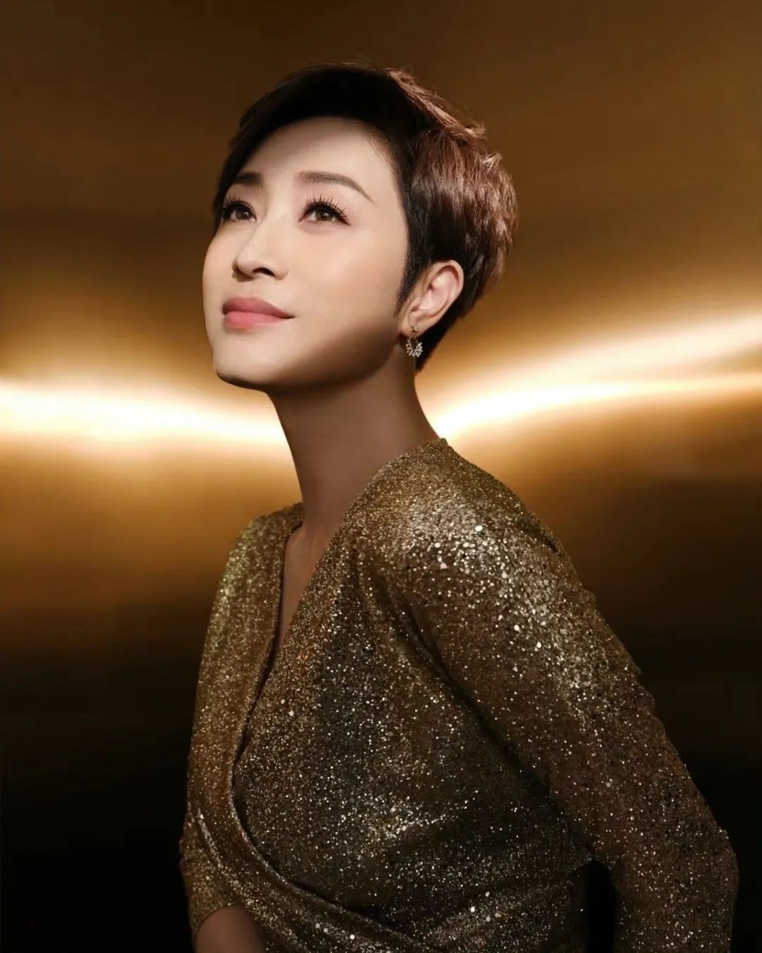 tvb短发女王!我爱了|陈法蓉|小宝与康熙|刑事侦缉档案_新浪新闻