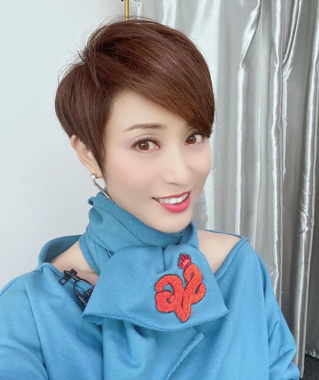 港姐冠军!tvb短发女王!