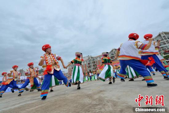 镜头下的大凉山：走进“川滇明珠”——会东县休闲区蓝鸢梦想 - Www.slyday.coM