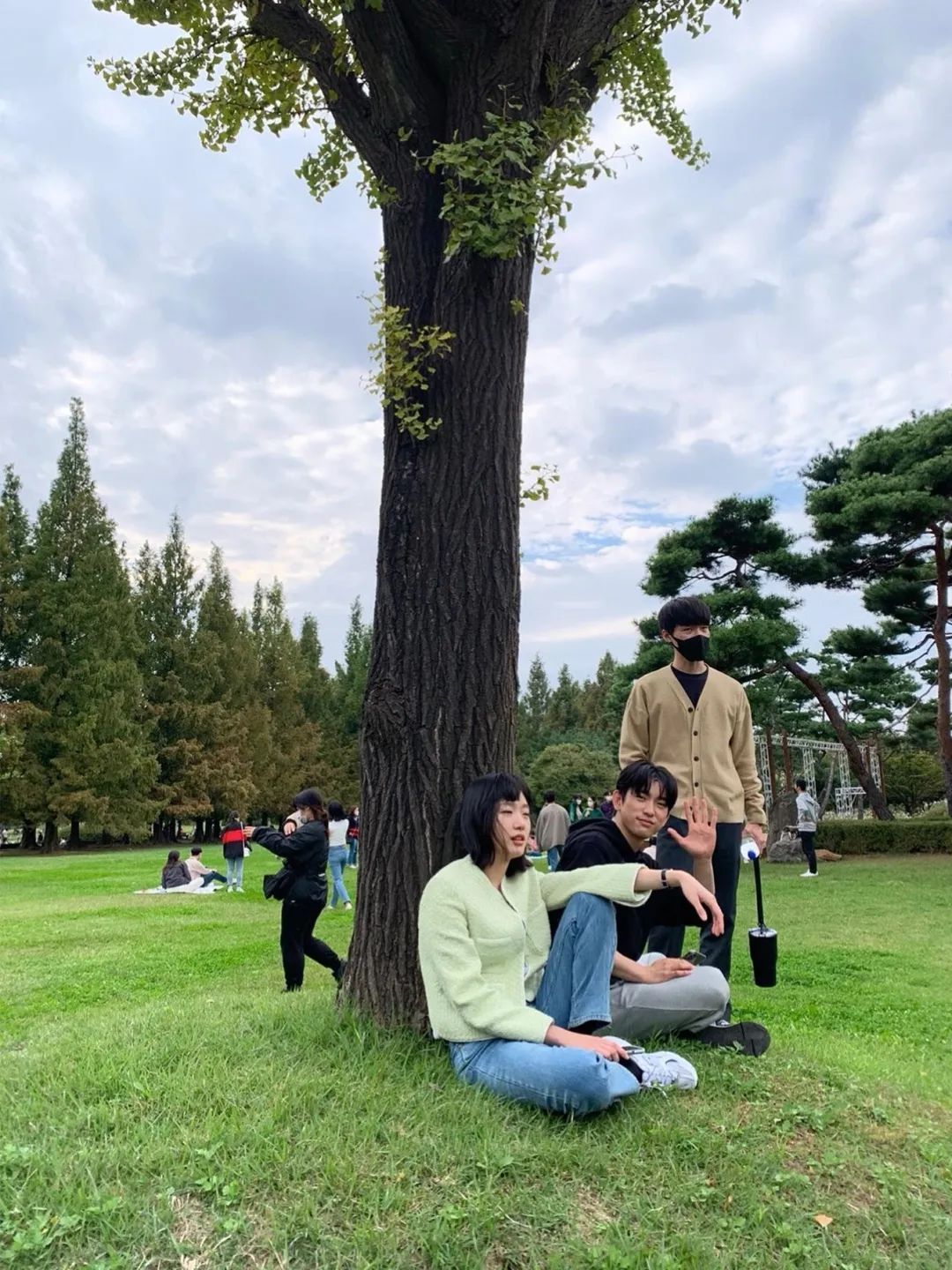 初看不惊艳，再看移不开眼，“第二眼美人”的秘密都在这里了休闲区蓝鸢梦想 - Www.slyday.coM