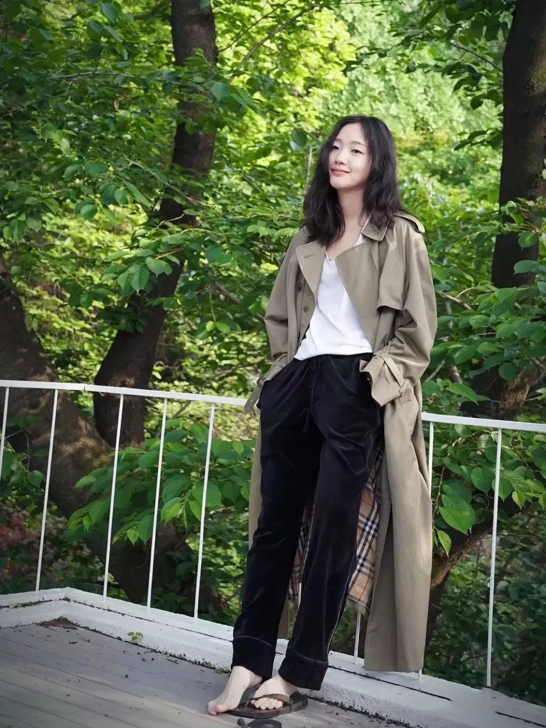 初看不惊艳，再看移不开眼，“第二眼美人”的秘密都在这里了休闲区蓝鸢梦想 - Www.slyday.coM