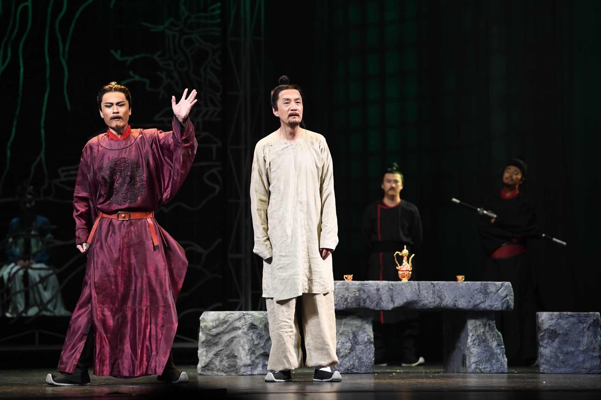 北京人艺杜甫再度上演冯远征带观众走入诗圣人生