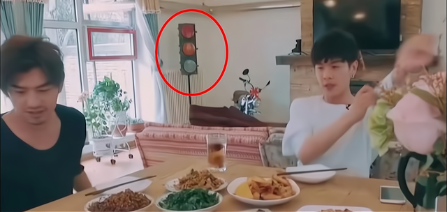 果然真夫妻就是最好磕的！休闲区蓝鸢梦想 - Www.slyday.coM