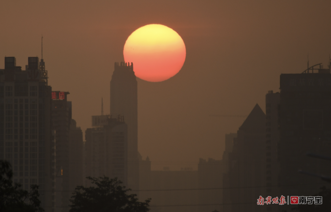 南宁“悬日”大片美爆了!你有拍到吗?__财经头条
