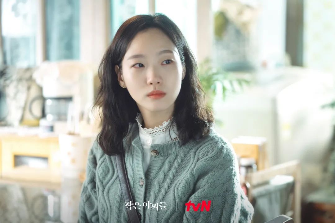 初看不惊艳，再看移不开眼，“第二眼美人”的秘密都在这里了休闲区蓝鸢梦想 - Www.slyday.coM