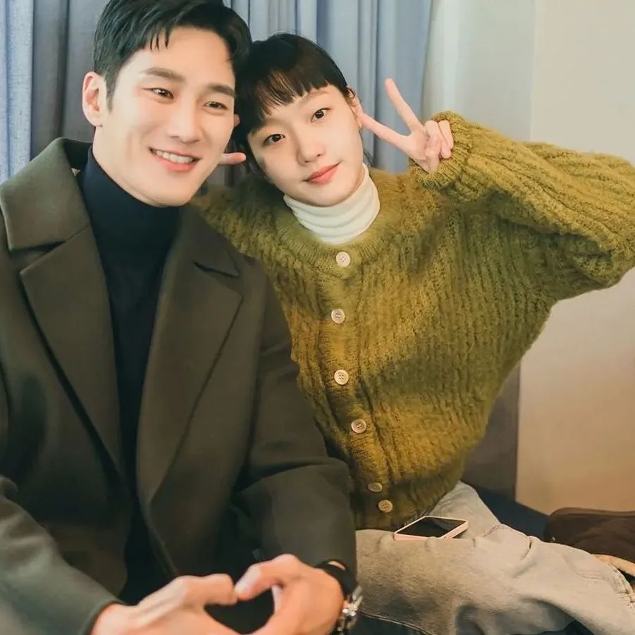 初看不惊艳，再看移不开眼，“第二眼美人”的秘密都在这里了休闲区蓝鸢梦想 - Www.slyday.coM